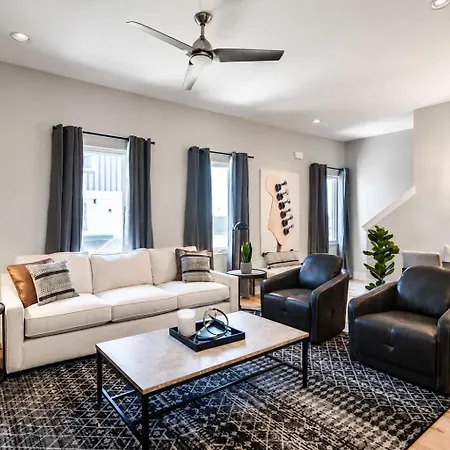 Duo Retreat Private Rooftops Nashville