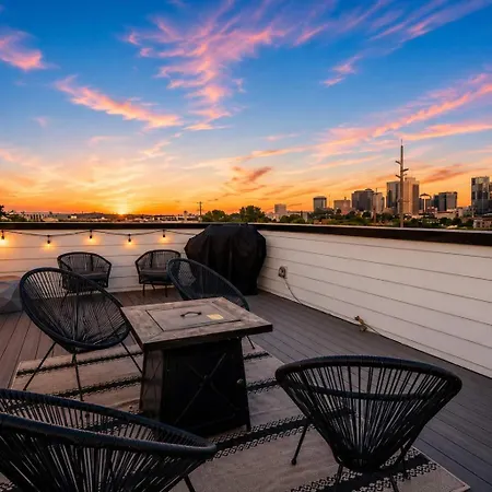 Escape Skyline Views Minutes To Broadway *
