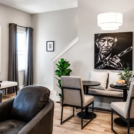 Duo Retreat Private Rooftops Holiday home Nashville