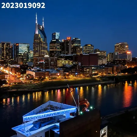 Skyline Hot Tub Retreat Walk To Honky Tonks Nashville