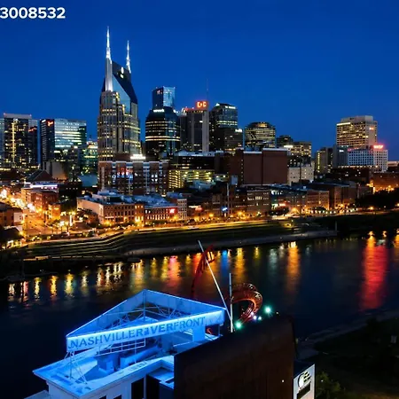 Getaway Hot Tub & Sleeps 12 Holiday home Nashville