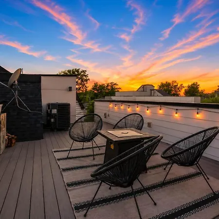 Holiday home Escape Skyline Views Minutes To Broadway *