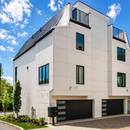 Haven Luxury Skyline Views * Nashville
