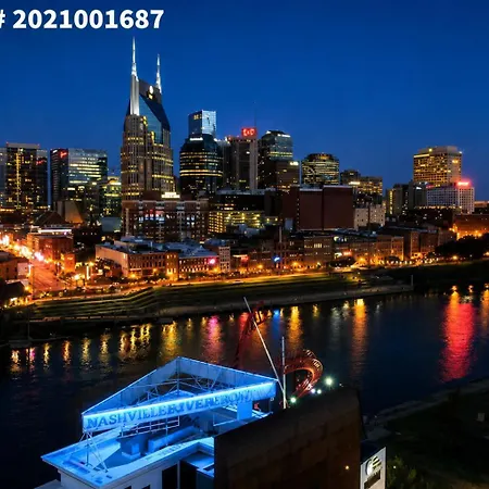 Escape Skyline Views Minutes To Broadway *