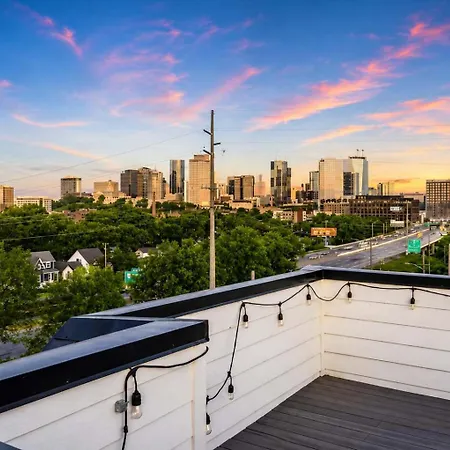 Stylish Skyline Views Nashville