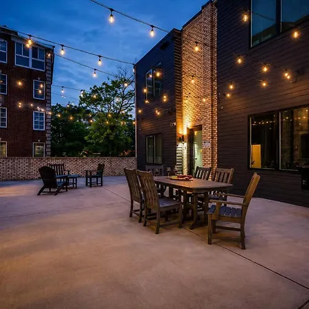 Modern West End Oasis Rooftop Views * Nashville