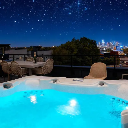 8br Rooftops With Hot Tub Fire Pit Skyline Views