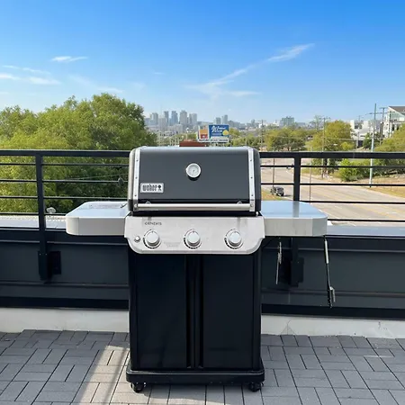 Holiday home 8br Rooftops With Hot Tub Fire Pit Skyline Views *