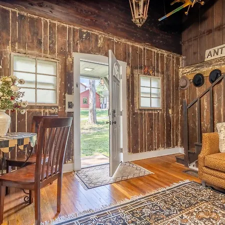 The Whiskey River Holiday home *