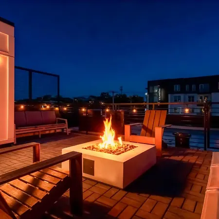 Rooftop Hot Tub Fire Pit 6br Near Broadway Nashville