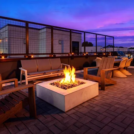 Rooftop Hot Tub Fire Pit 6br Near Broadway Holiday home Nashville