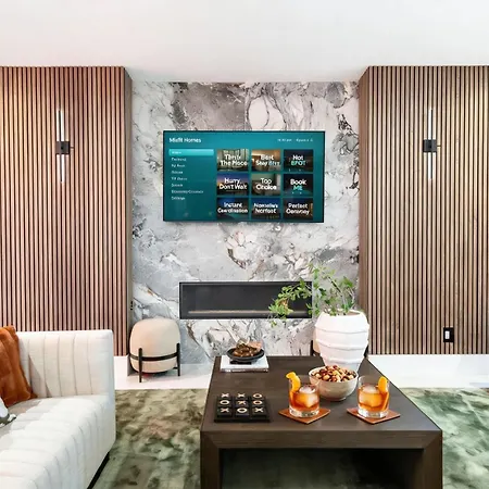 Elevator With Rooftop Hot Tub & Spacious Yard * Nashville