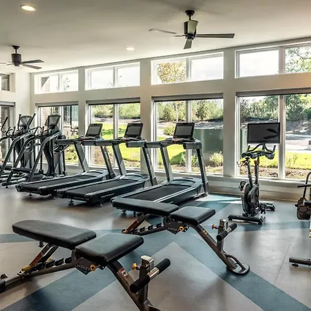 Landing Amazing 1Bd Pool Gym Apartment *