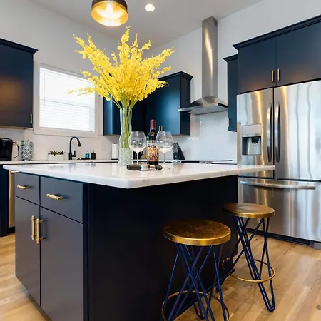 4br Retreat For 12 W Balcony Mins To Broadway