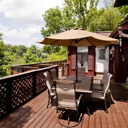 Beautiful Waterfront Vacation Close To Opryland In Nashville, Tennessee Holiday home Nashville