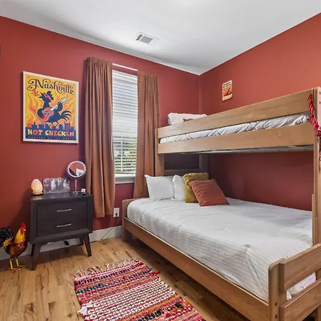 Holiday home Some Things Just Go Better Together Sleeps 20 Nashville