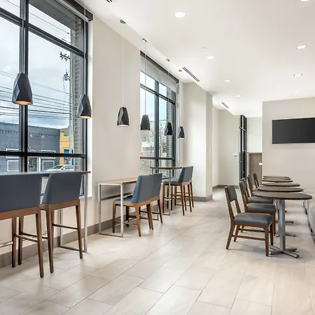Express & West End - Univ Area By Ihg 3*