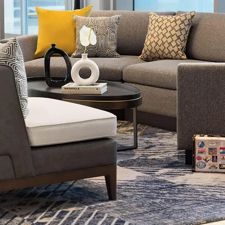 Hilton Bna Airport Terminal Hotel 4*