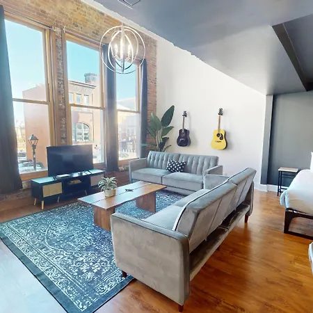 The Lofts At 107