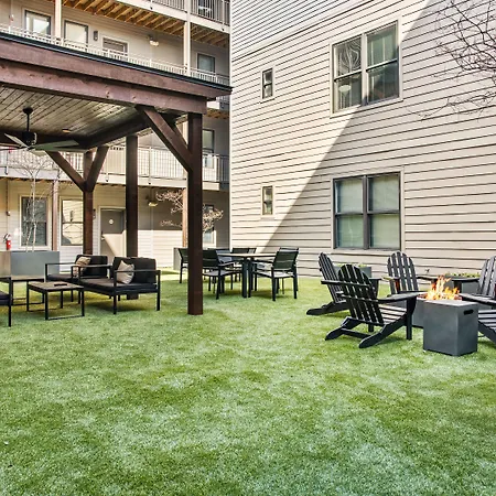 Cozysuites Music Row Hotel *