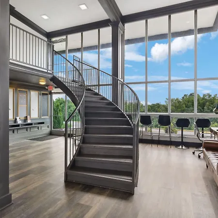 Hillside Crossing Hotel Nashville