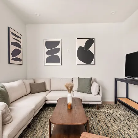 The Eighteen By Kasa Hotel Nashville