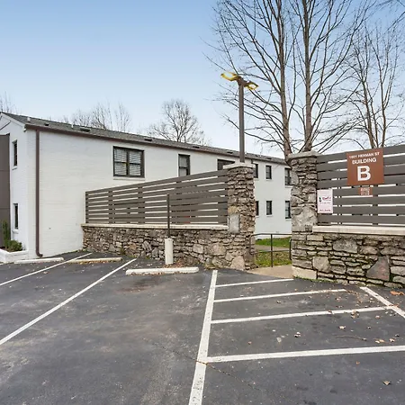 Abode - Marathon Village Near Downtown * Nashville