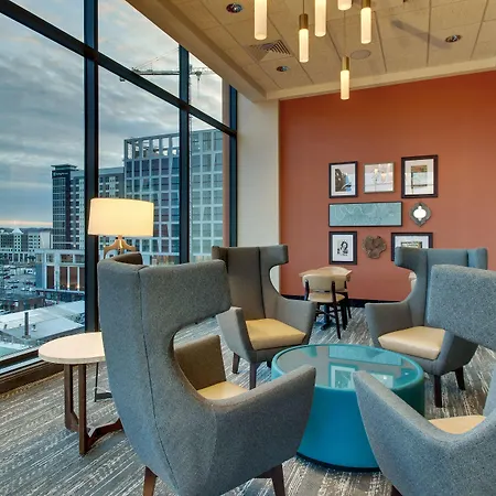Drury Plaza Downtown 4*