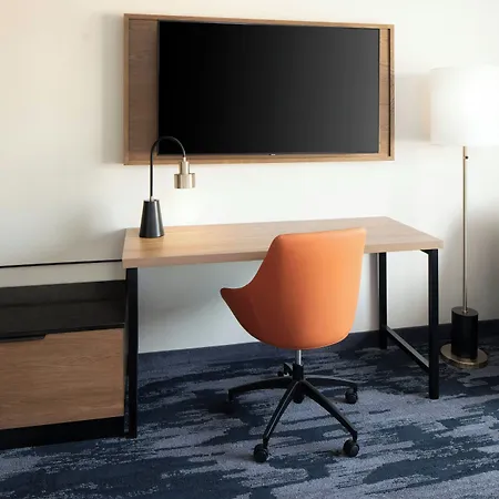 Fairfield By Marriott & Bellevue Hotel