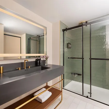 The Printing House Hotel, Tapestry Collection By Hilton Hotel
