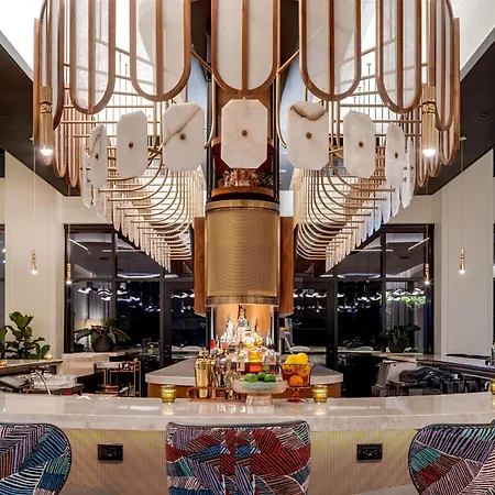 Tempo By Hilton Downtown Hotel 3*
