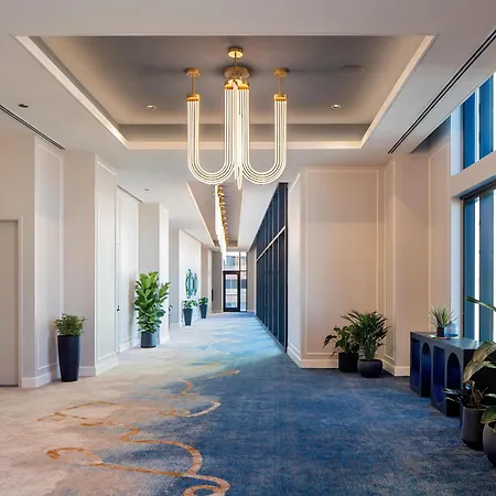 Hotel Tempo By Hilton Downtown