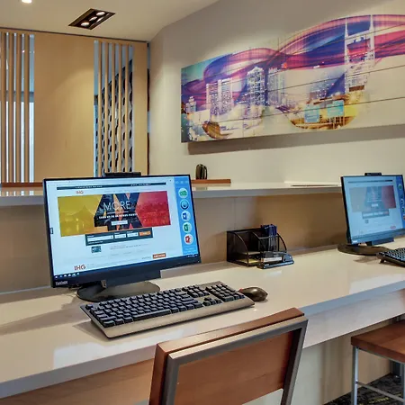 Express & - Metrocenter Downtown By Ihg 3* Nashville