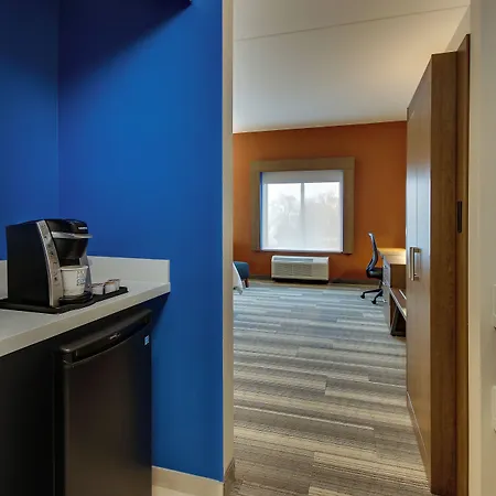 Express & - Metrocenter Downtown By Ihg Hotel 3*
