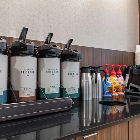 Hotel Fairfield & By Marriott Downtown-metrocenter 3*