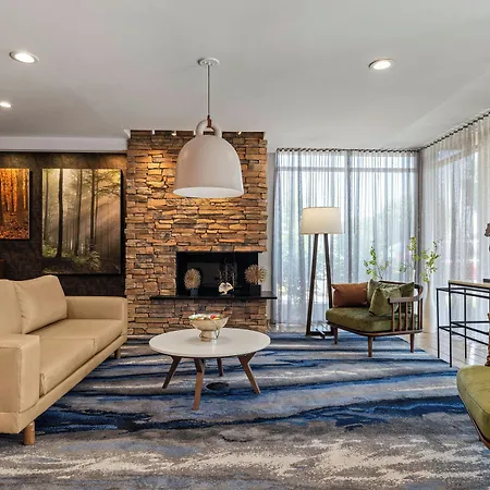 Hotel Fairfield & By Marriott Downtown-metrocenter