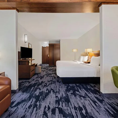 Fairfield & By Marriott Downtown-metrocenter Hotel 3*