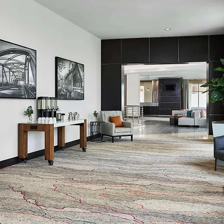 Hilton Garden Downtown Convention Center Nashville