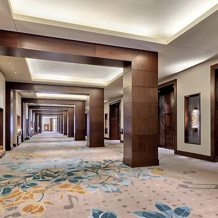 Hotel Omni