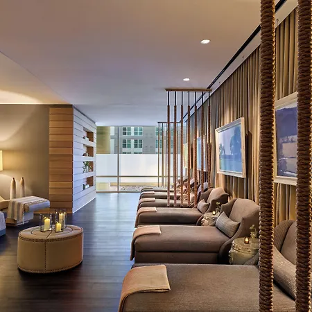 Hotel Omni