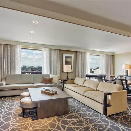 Hotel Omni 4*