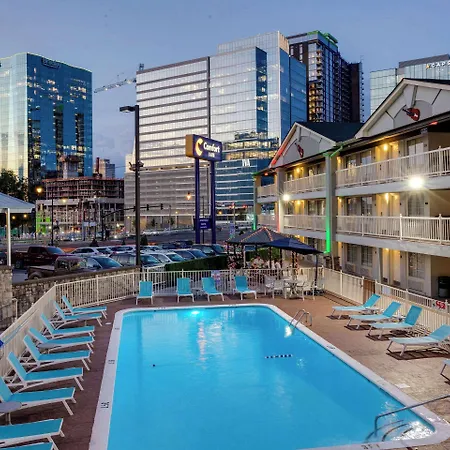 Comfort Downtown - Music Center Nashville