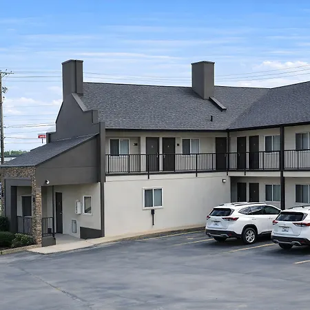 Hotel Quarters & 3*