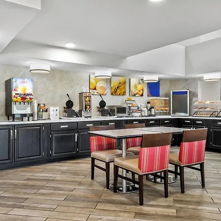 Hotel Comfort & Near Tanger Outlets I-24 Antioch 4*