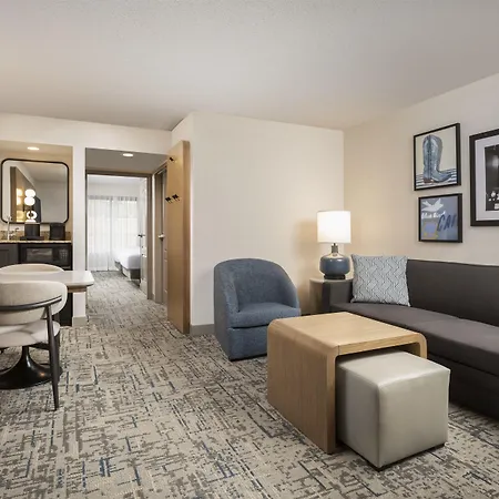 Hotel Embassy - At Vanderbilt 3*