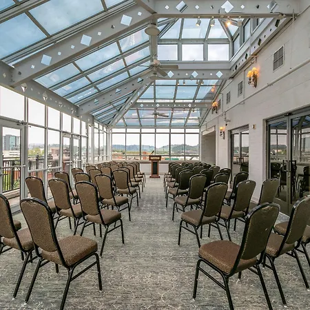 Hampton & Nashville-green Hills Hotel 3*