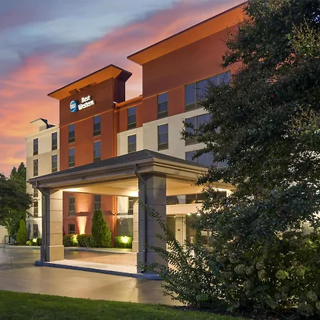 Western Near Opryland 3*