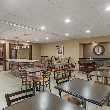 Western Near Opryland Hotel 3*