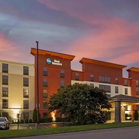 Western Near Opryland Hotel 3*