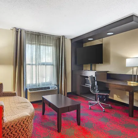 Western Near Opryland 3*